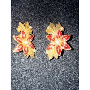 Vintage Signed Avon Chistmas Poinsettia Clip On Earrings Rhinestone 1.4"